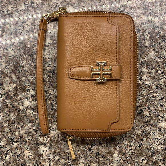 Tory Burch Handbags - Tory Burch Tech Wristlet Tan